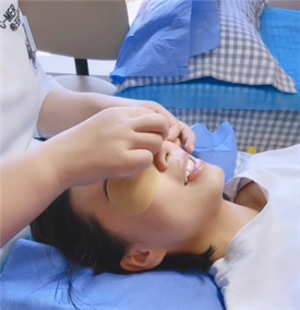 眼表眼角膜,?，斎鹨曆劭?上海眼科醫(yī)院